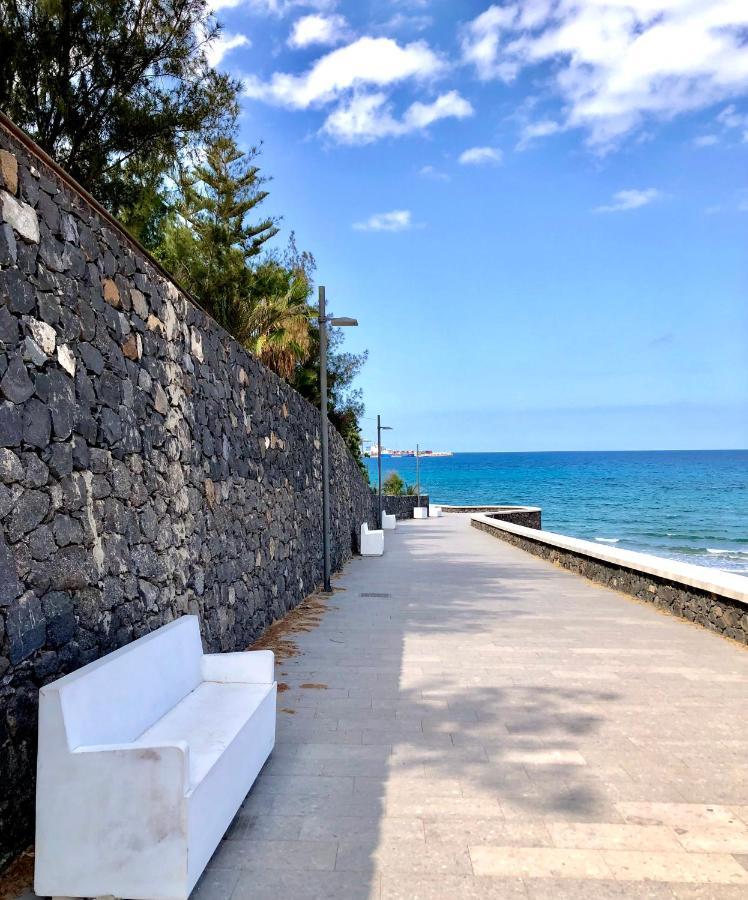 Fuerteventura Beach Vacations And Blue Mango Surf&Fitness Center At Charco Puerto del Rosario  Exteriör bild